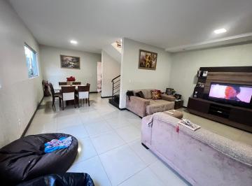 Casa de 3 quartos, Águas Claras · SOBRADO 3QTS 2 SUÍTES ARNIQUEIRAS EXCELENTE ESTRUTURA!