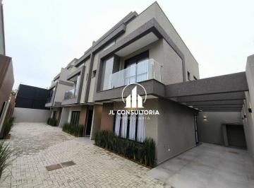 f783630c048161210fc1770fea2499e902362c6f · Sobrado Alto Padrão no Água Verde, decorado com charme e sofisticação