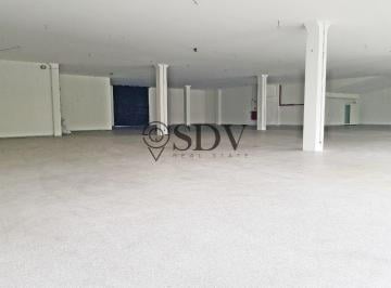 Comercial · 1000m² · 140 Vagas · Loja em Shopping de 1.000 m², Pompeia próximo A Estação SESC-Pompeia do Metro.