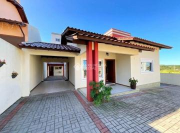 722285_iK9VB_7222856862a327a3d25.jpg · Casa à Venda no Bairro Village, Imbituba/SC ? 109 m² Privativos, 2 Quartos (1 Suíte), 1 Vaga Coberta
