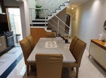 Casa · 125m² · 4 Quartos · 2 Vagas · Oportunidade - Casa Sobrado - Residencial União - 4 Dormitórios - 125m².