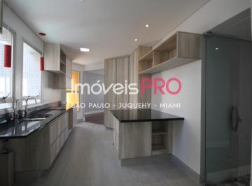 Apartamento · 244m² · 3 Quartos · 3 Vagas · 244m² com 3 dormitórios e 2 vagas em Moema Pássaros.