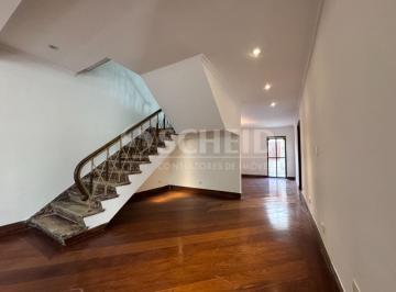 Casa · 330m² · 4 Quartos · 2 Vagas · Casa de vila para venda com 4 quartos, sendo 2 suítes, 330m²