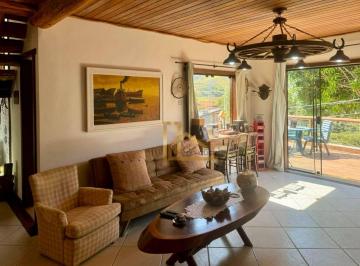 880f3b7b9d121b7d17a8f61050113e74298c4829 · Casa em Condomínio no Estilo Casa de Campo com Vista para as Montanhas, 3 Quartos em Vargem Grande