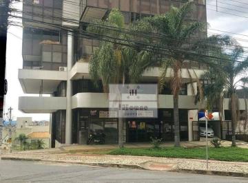 880a4e754ccae3a968d840fbc624ff5b61c6ed54 · Loja de esquina de frente para av. Raja Gabaglia, com 03 pavimentos.