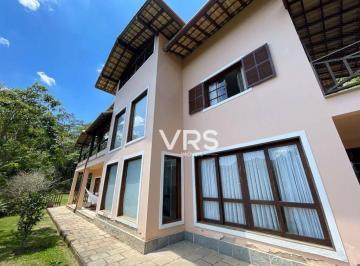 7f4530fce4036ab5c28cf754d7fbfc527bb6e121 · Casa com 4 dormitórios à venda, 216 m² por R$ 2.800.000,00 - Cascata do Imbuí - Teresópolis/RJ