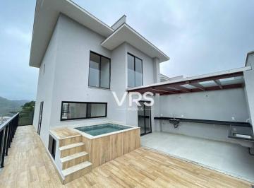 aaa980d3afeca8711e04739920a1adc80d3c8176 · Casa com 4 dormitórios à venda, 160 m² por R$ 1.690.000,00 - Tijuca - Teresópolis/RJ