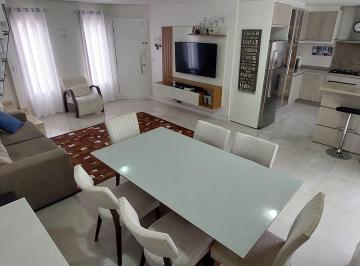 Casa , Curitiba · Sobrado dos sonhos à venda! Iluminado e Espaçoso - Com Placa Solar