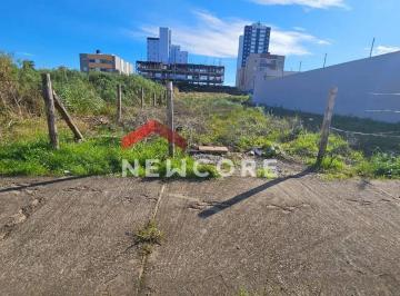Terreno · 360m² · Lote em  Rua Gustavo Dutra de Almeida - Planalto - Caxias do Sul/RS