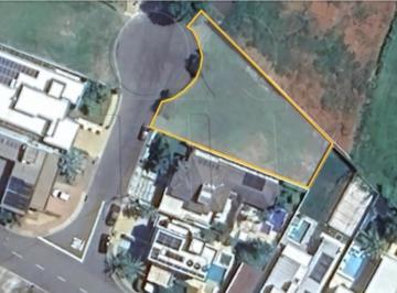 Foto 01 · Terreno de 639,38 m² em condomínio de luxo no Residencial Ilha de Bali em Limeira-SP: sua oportunida