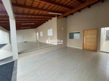 Casa · 346m² · 4 Quartos · 5 Vagas · Casa residencial com 4 quartos sendo 1 suíte disponível para locação no bairro Tibery em Uberlândia-