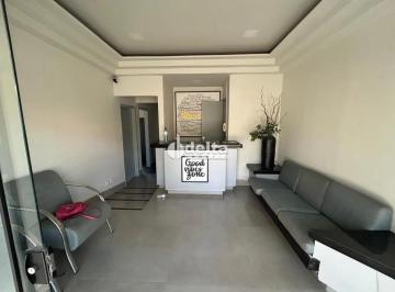 Comercial · 12m² · Sala comercial disponível para locação no bairro Cazeca em Uberlândia-MG