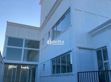 Comercial · 535m² · 7 Vagas · Prédio disponível para aluguel e venda no bairro Jaraguá em Uberlândia-MG