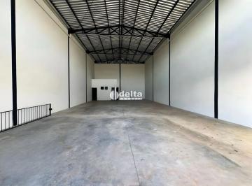 Comercial · 200m² · 3 Vagas · Loja disponível para locação no bairro Jardim Botânico em Uberlândia-MG