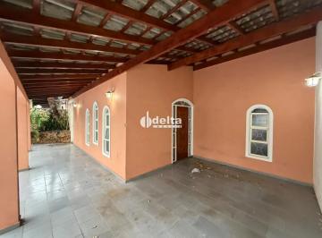 Photo 1 · Casa residencial com 3 quartos sendo 1 suíte disponível para locação no bairro S