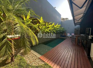 NULL · Casa residencial disponível para locação e venda no bairro Jardim Karaíba em Ube