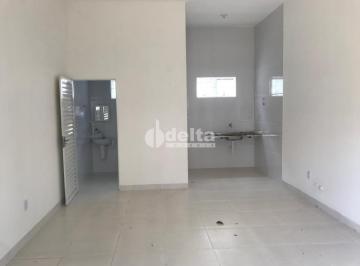Comercial · 30m² · Loja disponível para locação no bairro Jardim Canaã em Uberlândia-MG.