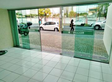 Comercial · 301m² · 3 Vagas · Casa comercial disponível para Locação no bairro Brasil em Uberlândia-MG