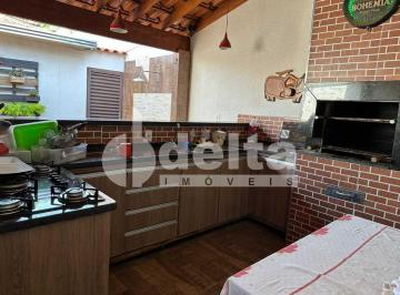 NULL · Casa residencial disponível para locação e venda no bairro Tibery em Uberlândia-MG