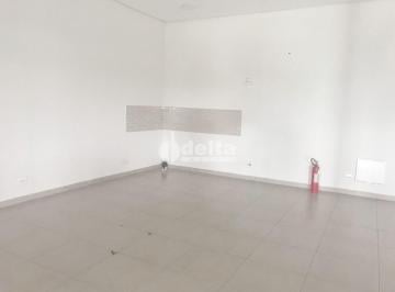 Comercial · 42m² · Loja disponível para locação no bairro Shopping Park em Uberlândia - MG.