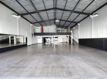 Comercial · 400m² · Loja disponível para locação Bairro Brasil Uberlândia-MG.