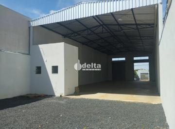 Comercial · 400m² · 3 Vagas · Galpão disponível para locação no bairro Brasil em Uberlândia-MG.