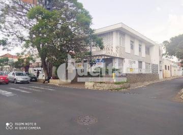 NULL · Casa comercial disponível para locação no bairro Centro em Uberlândia-MG