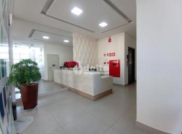 NULL · Sala disponível para locação no bairro Osvaldo Rezende em Uberlândia-MG