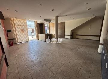 Comercial · 250m² · Loja disponível para locação no bairro Centro em Uberlândia-MG