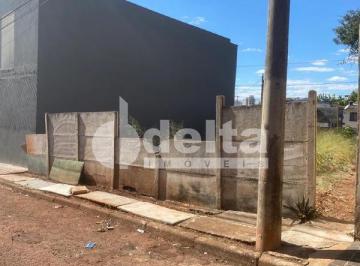 NULL · Terreno disponível para locação no bairro Morada da Colina em Uberlândia-MG