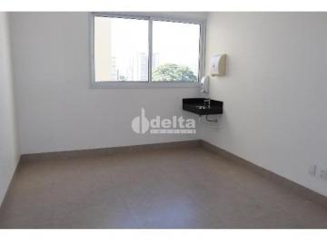 NULL · Sala disponível para locação no bairro Osvaldo Rezende em Uberlândia-MG