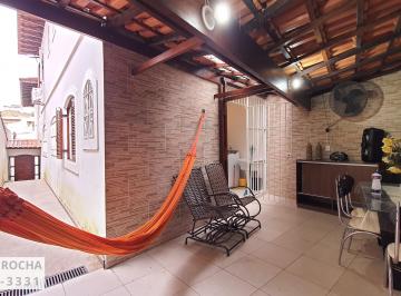 Casa de 3 quartos, São Paulo · Sobrado com 03 suítes à venda no Butantã, quintal com churrasqueira e 02 vagas