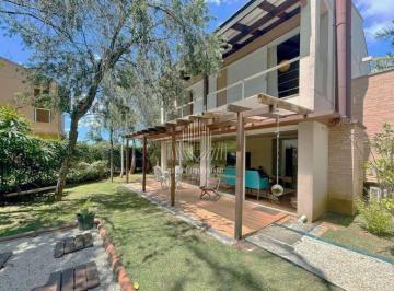 Casa · 221m² · 4 Quartos · 5 Vagas · Cond. Aldeia da Mata (no Chác. dos Lagos) - 4 dorms/ 2 sts, piscina, vista!