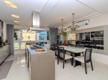 Apartamento · 122m² · 3 Quartos · 2 Vagas · Apartamento com vista mar à venda em Balneário Camboriú