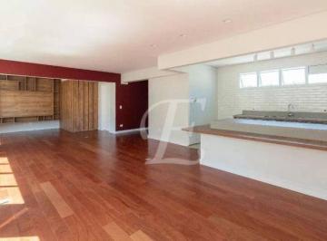 c004b5bfc89d2b6f709668c02b6b7e7f3a434a2b · Apartamento à venda no Jardins, reformado, com 2 quartos/sendo 1 suíte com closet e 1 vaga de garage