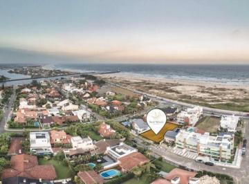 Apartamento · 291m² · 3 Quartos · 2 Vagas · Empreendimento Saint - Hilaire