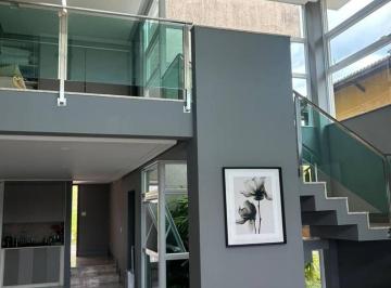 Casa no Alphaville Salvador 2 — exclusividade e qualidade de vida em um dos endereços mais cobiçados da região. · Casa no Alphaville Salvador 2 — exclusividade e qualidade de vida em um dos endereços mais cobiçados