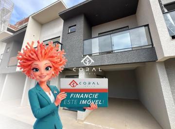 Casa · 119m² · 3 Quartos · Sobrado na quadra mar com 3 quartos