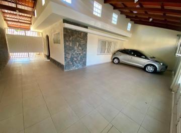 Casa de 3 quartos, São Paulo · Casa 200m2 no Butantã 3 Quartos 1 suíte 8 vagas quintal com piscina