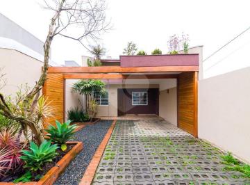 Casa · 191m² · 3 Quartos · 2 Vagas · Casa com 3 quartos à venda em Uberaba - PR