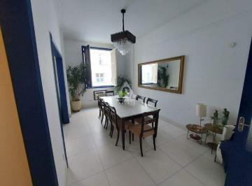 Apartamento · 106m² · 3 Quartos · Apartamento excelente à venda, original 3 quartos, 2 banheiros, mobiliado, 106m², Centro/RJ.