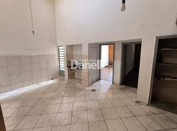 Casa · 138m² · 4 Quartos · 2 Vagas · Casa à venda, 4 quartos, 2 vagas, Centro - Taubaté/SP