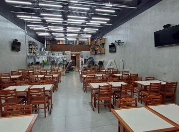 Comercial · 250m² · Restaurante com 250m², todo em piso frio, com 160 lugares, cozinha moderna, câmara fria