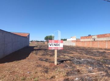Casa · 225m² · Lote 225m2 a venda em Goianira, a 5min do centro!