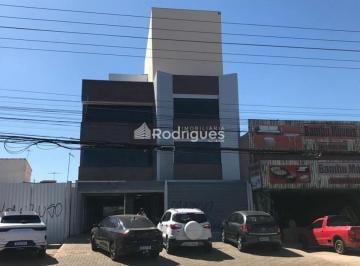 resZTQzNzEwYjVhMWZmZjZiMTY5ZDAxNzRiN2NlZTBjOGUuanBn68680986342d83.15903111.jpg · QNE 24 - PRÉDIO COMERCIAL COM ELEVADOR