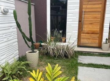 0dd5318eb091d28d551d160a4d44911f8731c2ff · Casa 2 quartos em Itaipuaçu