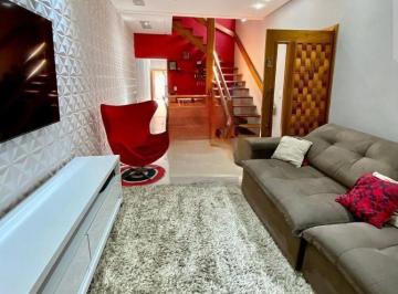 Casa · 216m² · 4 Quartos · 2 Vagas · Sobrado com 4 quartos à venda, 216 m² por R$ 901.000 - Jardim Adriana - Guarulhos/SP
