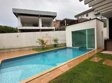 Casa · 475m² · 3 Quartos · 4 Vagas · Sobrado de alto padrão com elevador no Condomínio do Lago