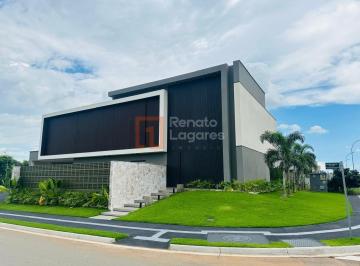 Casa · 400m² · 4 Quartos · 4 Vagas · Sobrado de esquina com 4 suítes e elevador no Portal do Sol Green