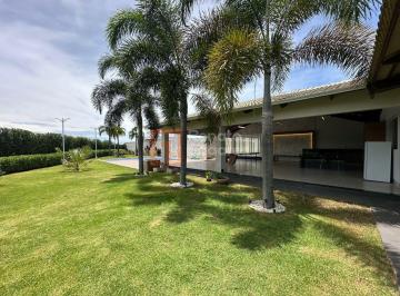Casa · 890m² · 4 Quartos · 3 Vagas · Casa térrea com 4 quartos no Condomínio do Lago